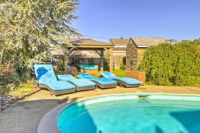 New Haven Gem with Private Pool, Walk to Beach!